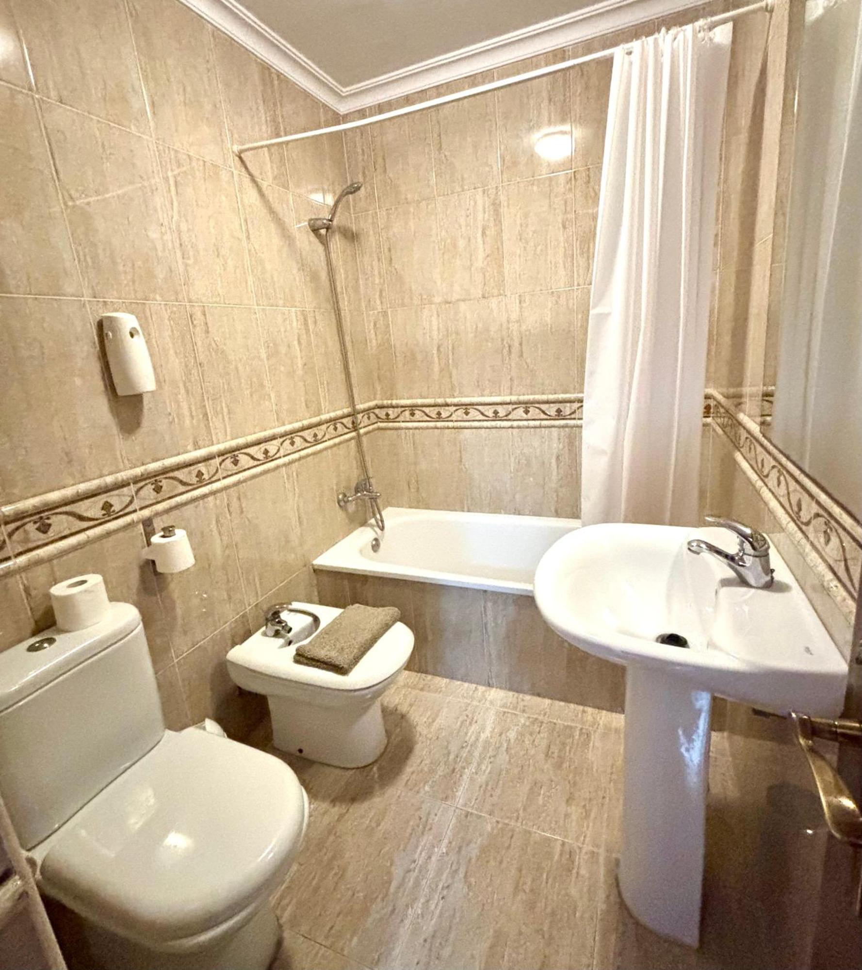 Apartamento Feduchy 10 Min De La Playa 2 Banos Cádiz Eksteriør billede